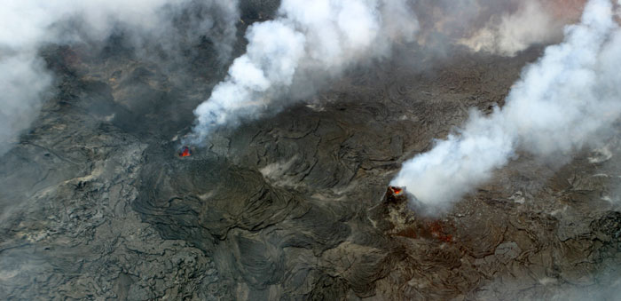 Erupting craters inside Pu'u O'o vent