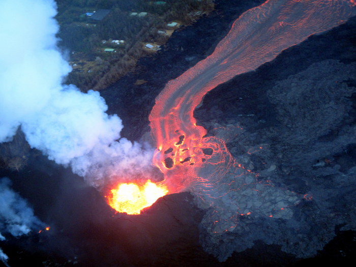 Fissure 8 and lava channel